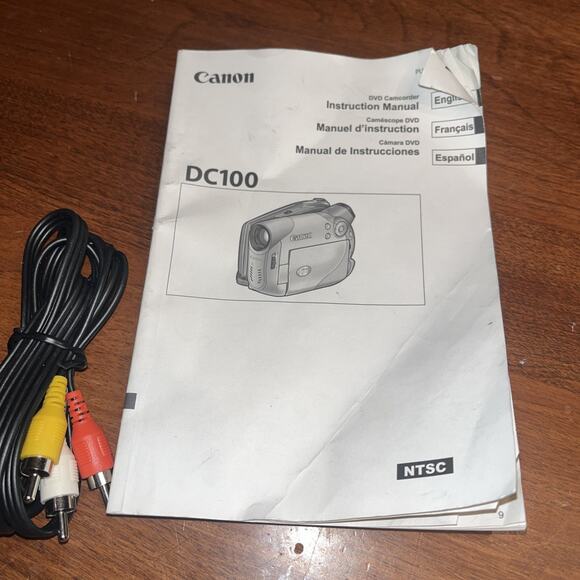 Canon DC100 DVD Camcorder Bundle, Tested Working - Picture 2 of 7